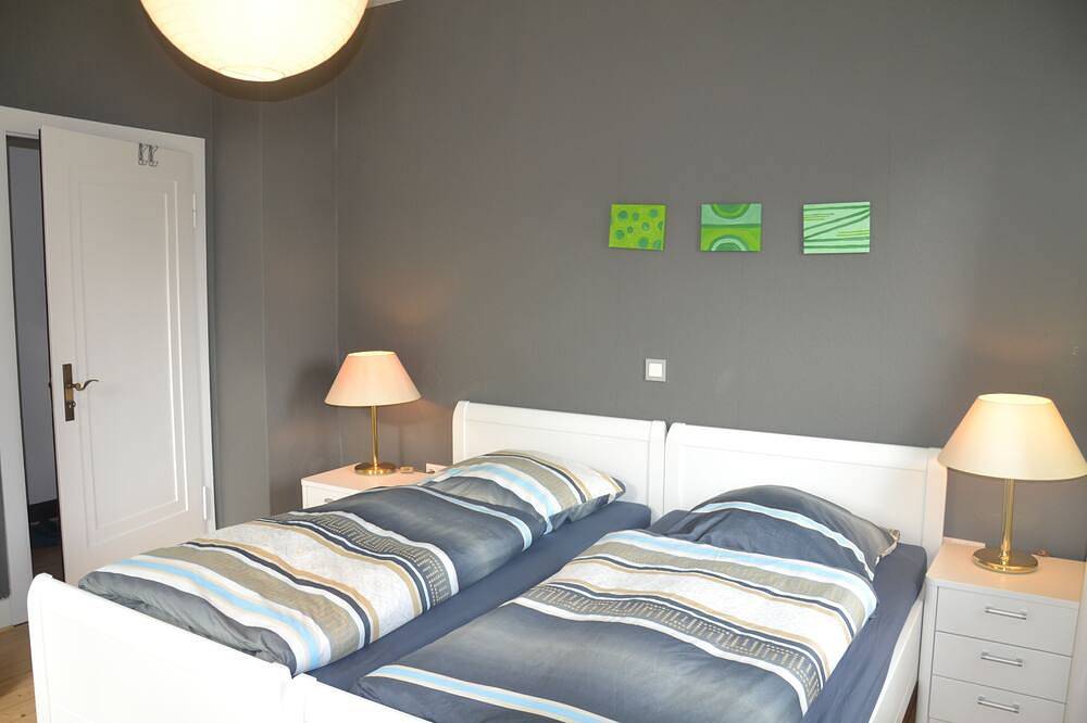 Ganze Wohnung, Tal-Residenz direkt am Kurpark .; alte Stadtvilla top modern renoviert in Bad Salzuflen, Kreis Lippe