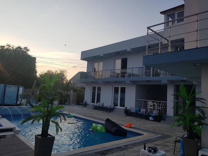 Maison d’hôte pour 5 personnes, avec vue et jardin ainsi que bassin pour enfant et piscine en Roumanie - 4
