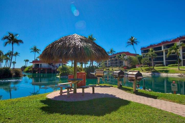 Ferienwohnung für 6 Personen, mit Balkon und Whirlpool sowie Pool auf Sanibel Island