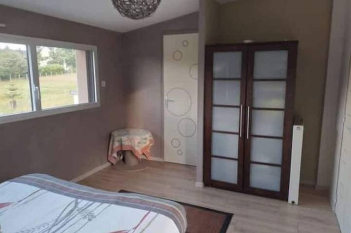 Location de vacances pour 6 personnes, avec piscine et jardin, animaux acceptés dans Val-d'Izé - 3