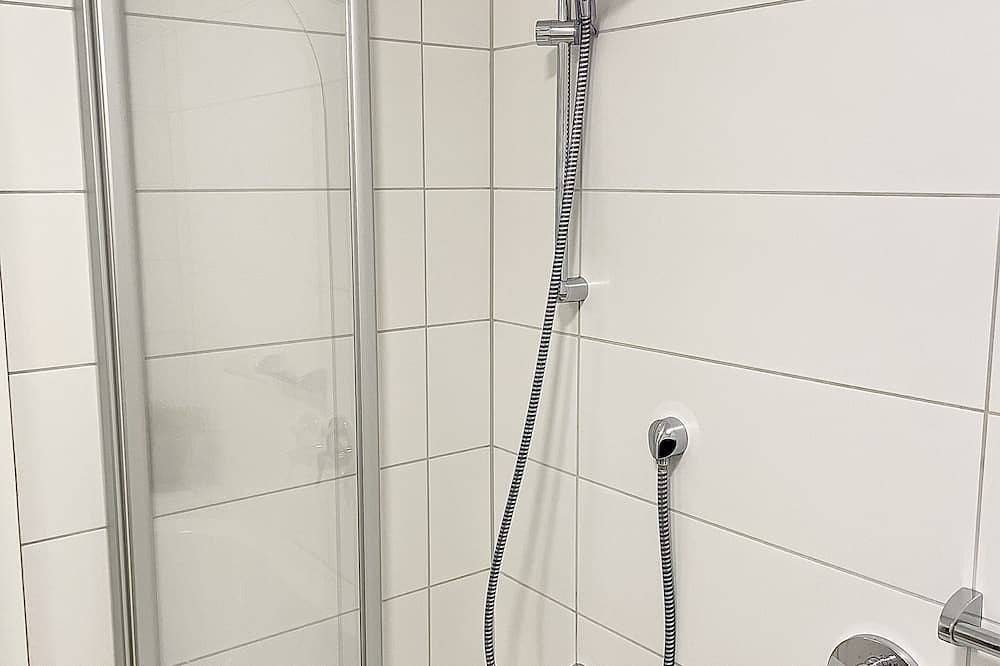 Ganze Wohnung, Moderne, große 2-Zi.-Wohnung (80qm), zwischen Oberstaufen und Bodensee in Weiler-Simmerberg, Bayerisch Schwaben