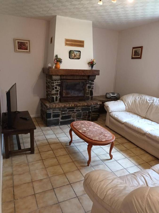 Location de vacances pour 8 personnes, avec terrasse et jardin, animaux acceptés à Lanvollon - 3