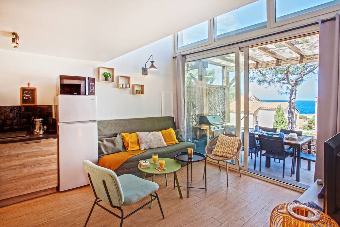 Apartamento entero, Apartamento de vacaciones para 4 personas con balcón in Sant Ambroggio, Lumio