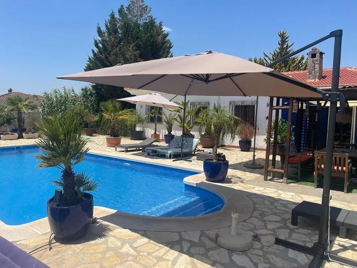 Casa de vacaciones para 6 personas, con jardín además de piscina y terraza - 1