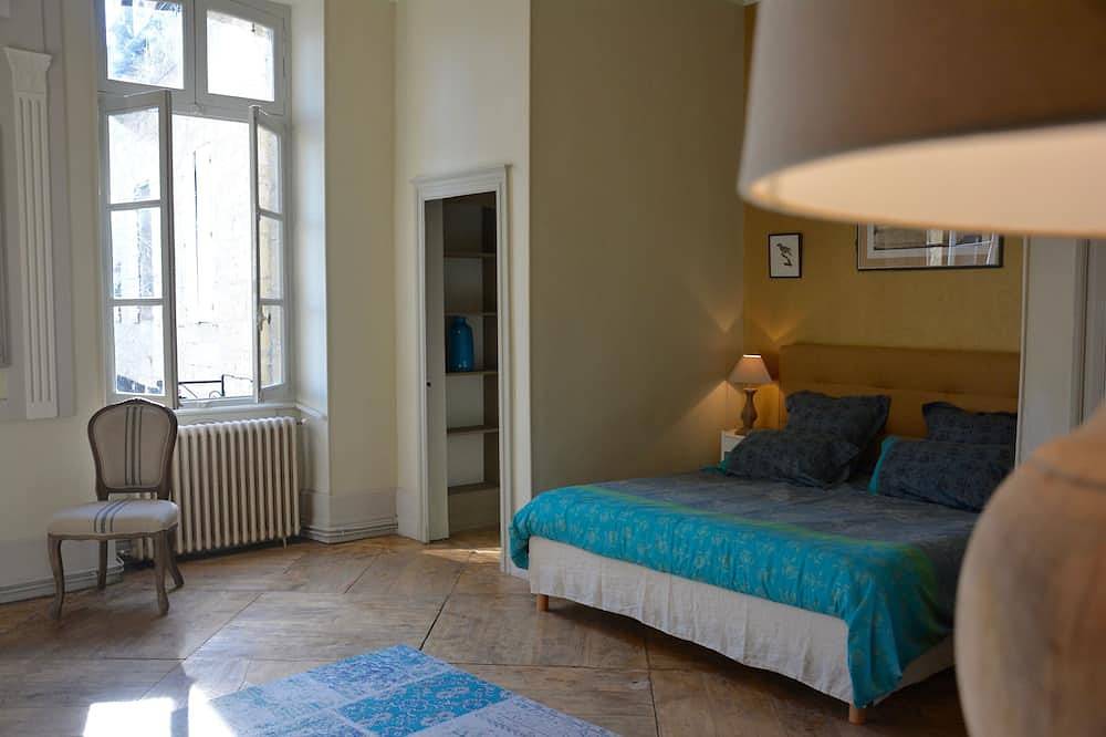 Appartement entier, Appartement de prestige au coeur de Lectoure in Lectoure, Gers