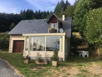 Gîte pour 4 personnes, avec balcon, animaux acceptés dans Parc Naturel Régional de Millevaches en Limousin