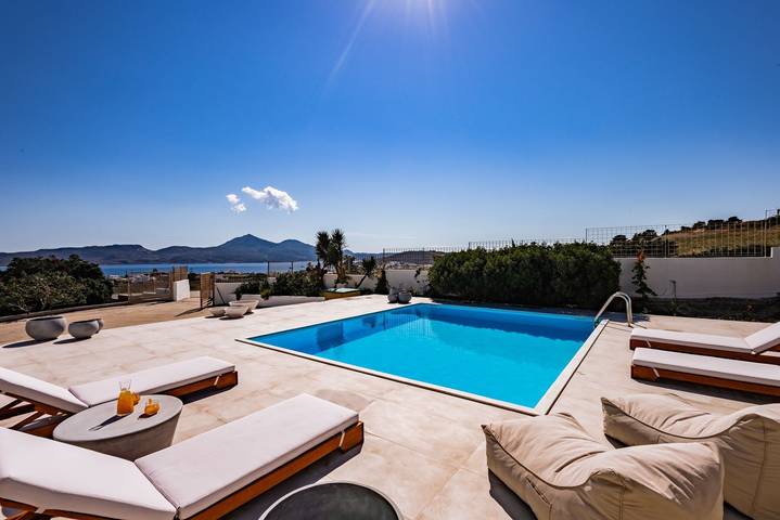Villa pour 8 personnes, avec jardin dans Milos