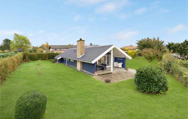 Ferienhaus für 6 Personen, mit Terrasse und Garten in Rendbjerg
