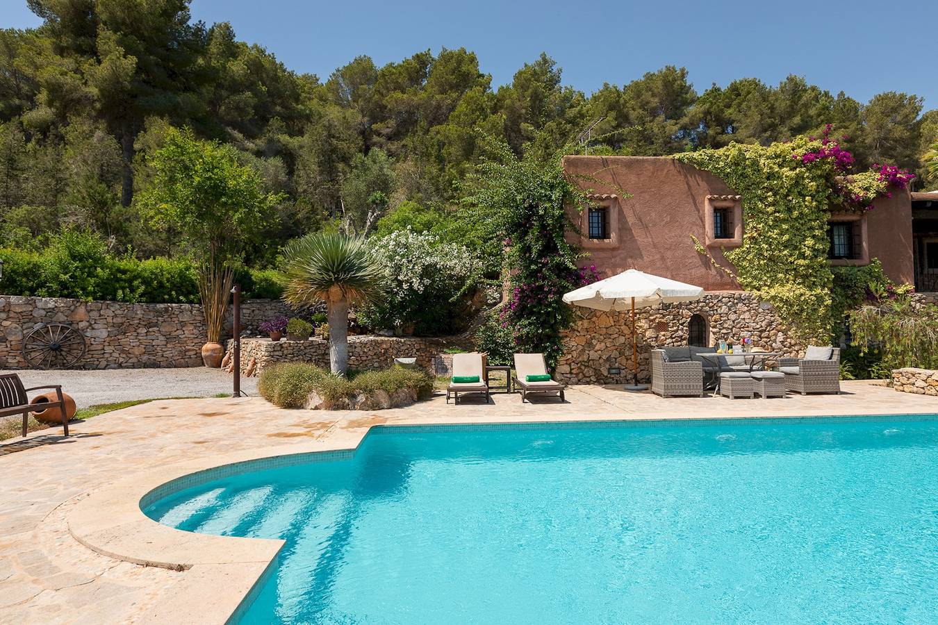 Villa Finca Niko in Santa Eularia des Riu, Ibiza Est