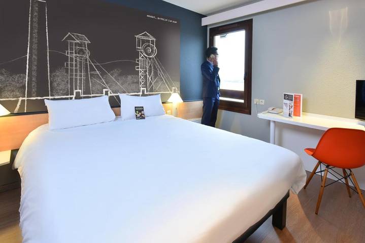 Hôtel pour 2 personnes, avec Terrasse et Jardin à Fleurus