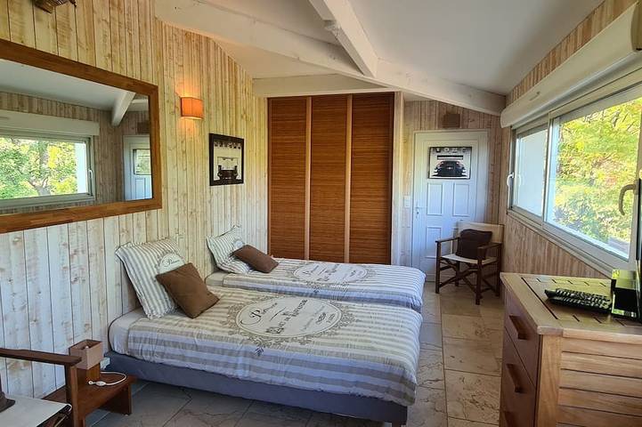 Villa pour 10 personnes, avec jardin et jacuzzi, animaux acceptés à Le Beausset - 3