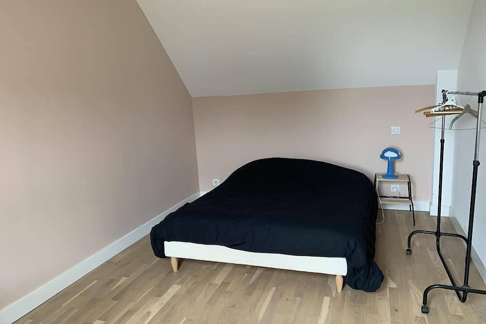 House at 1 in Hauteville-sur-Mer, Coutances y alrededores