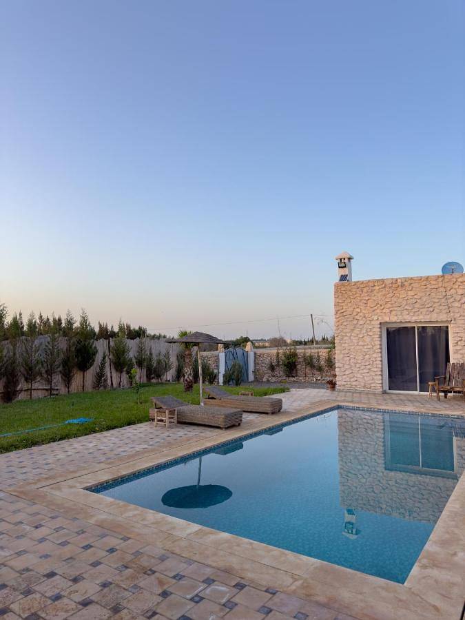 Location de vacances pour 9 personnes, avec piscine ainsi que jardin et terrasse dans Sidi Kaouki - 4