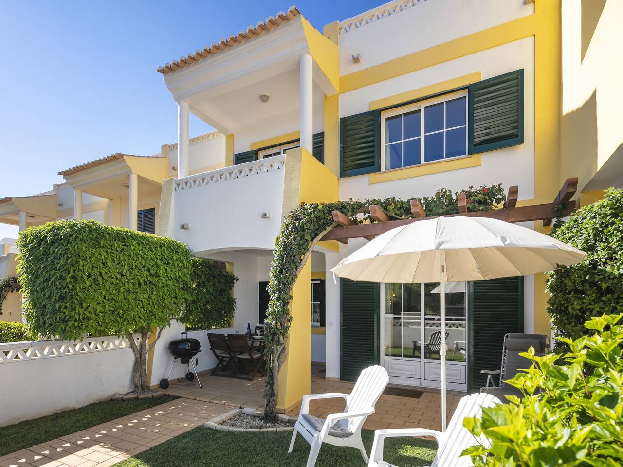 Modernes Haus mit Meerblick - 4 Pers. in Lagoa, Faro Distrikt