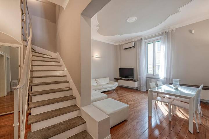 Villa pour 4 personnes, avec jardin et vue à Milan