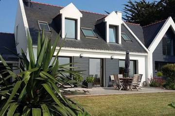 Gîte pour 5 personnes, avec jardin ainsi que jacuzzi et terrasse dans Pénerf