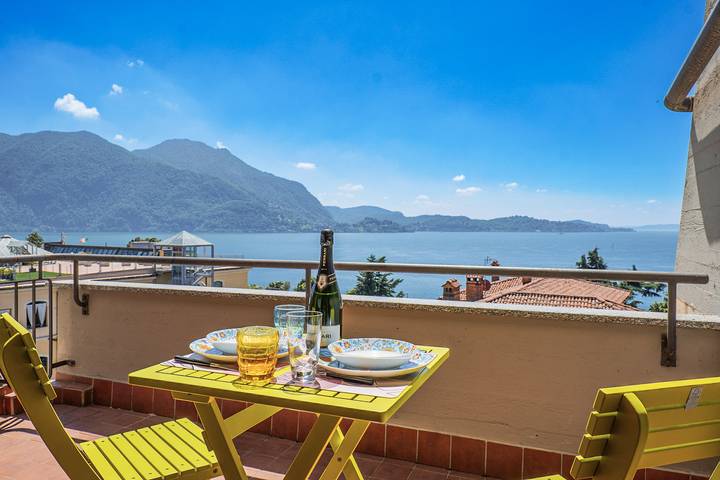 Appartamento intero, Appartamento vacanze per 2 persone con panorama in Susello, Ghiffa