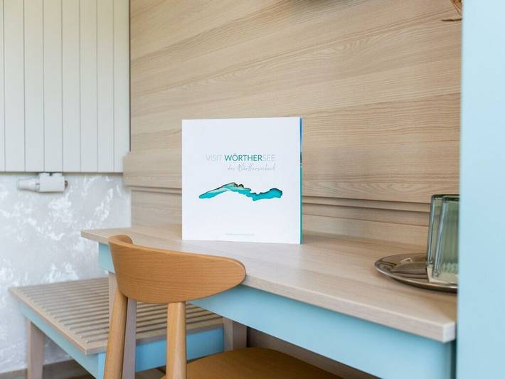 Charmante Ferienwohnung mit Terrasse, Küche und Zugang zum See – Wörthersee 300 m in Schiefling am See, Klagenfurt-Land