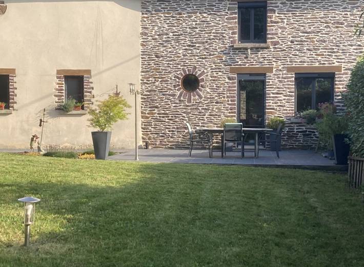 Gîte pour 6 personnes, avec jardin et terrasse