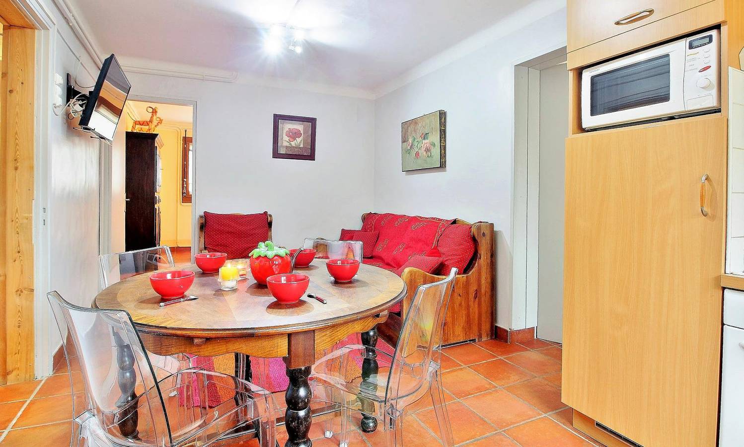 Acogedora casa rural con aparcamiento, terraza y jardín, cerca del centro de la ciudad y de la estación de esquí in Saint-Lary-Soulan, Parque nacional de los Pirineos