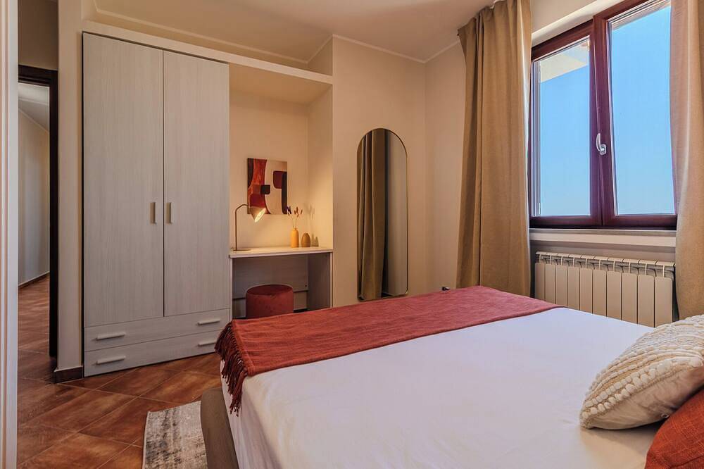 Villa Greta - Quattro Camere da Letto Villa, Ospiti Massimo 8 in Gioiosa Marea, Provincia di Messina