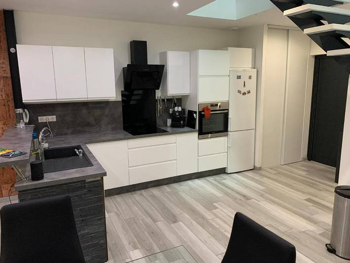 Location de vacances pour 6 personnes, avec jardin à Buchères - 4