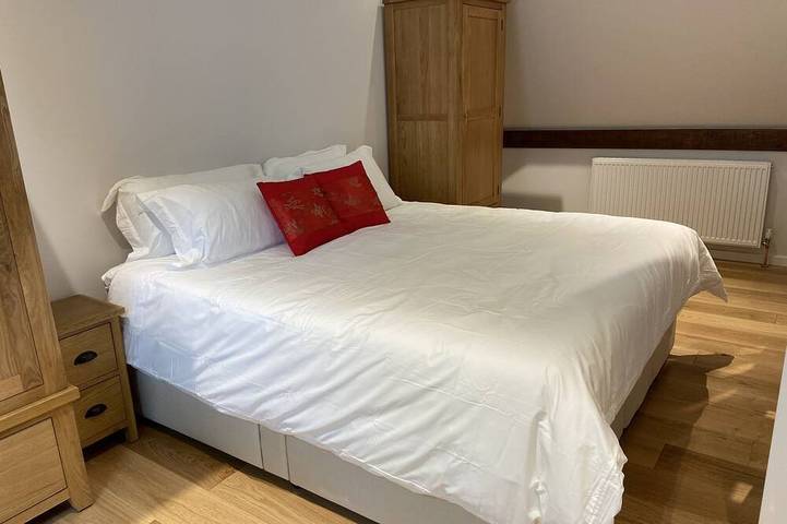 Avalon Waterside Lodge-Kabine-Luxus-Ensuite mit Dusche-Seeblick in Bodiam, Ost Sussex