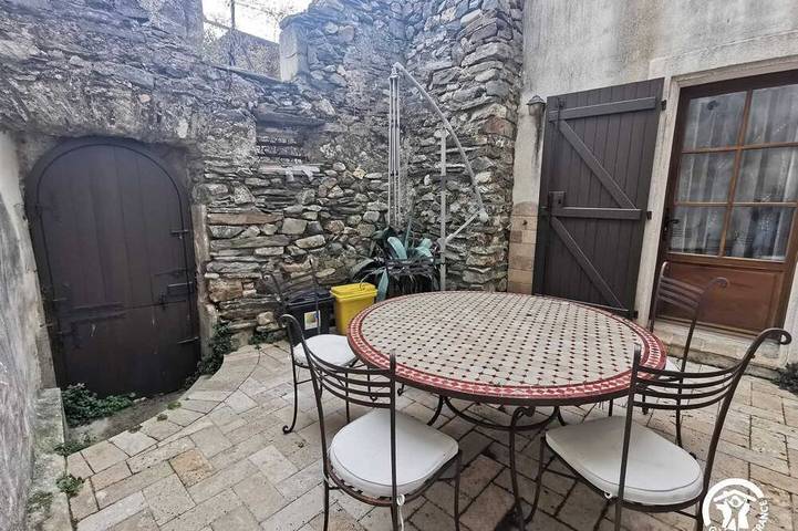 Location de vacances pour 6 personnes à Cabrerolles