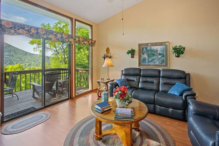 Blockhütte für 4 Personen, mit Whirlpool und Garten, mit Haustier - 1