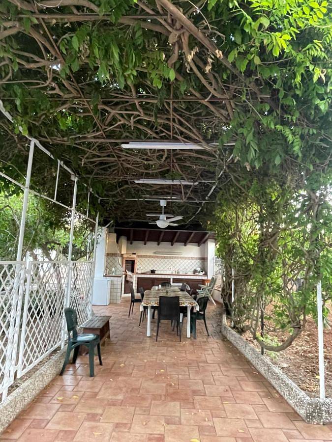 Villa per 2 persone, con terrazza e giardino in Sciacca