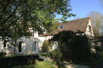 Gîte pour 2 personnes, avec terrasse et jardin à Varennes-Jarcy