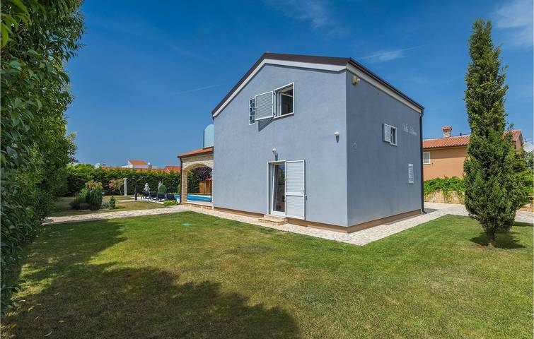 Reizende 2-Zimmer-Wohnung mit Pool, WLAN und Zugang zum Strand in Pomer, Südküste Istrien