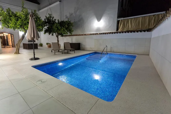 Ferienhaus für 11 Personen, mit Pool und Ausblick sowie Garten - 1