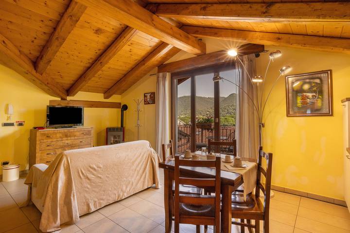 Hel lejlighed, Apartment 'Bb Doria Valle Maira' with Mountain View, Terrace, Wi-Fi - Free Breakfast in Roccabruna, Cuneo Provinsen