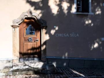 Villa for 7 Guests in Silvaplana, Grisons, Picture 2