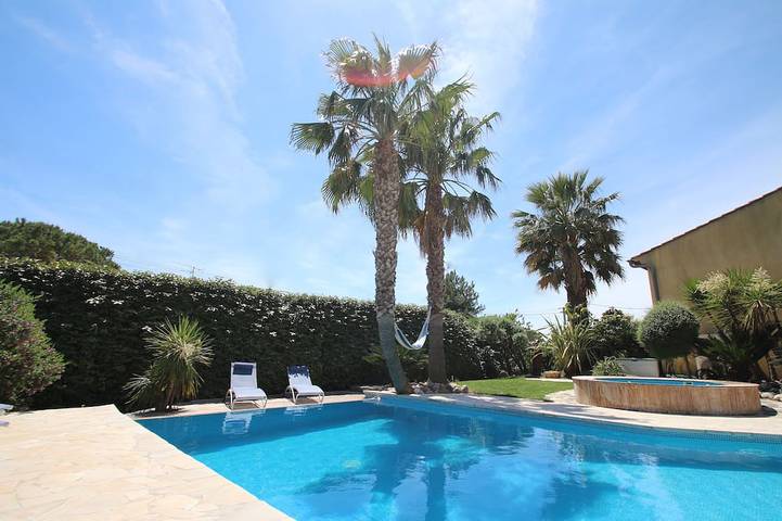 Chalet para 8 personas, con jacuzzi y jardín - 1
