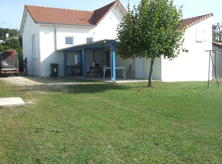 Gîte pour 10 personnes, avec terrasse sur l' Île d'Oléron - 2