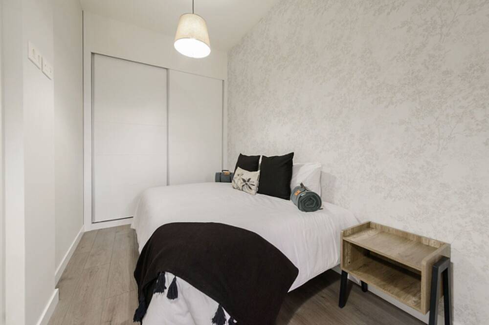 Entire apartment, Torrejón Suites Apartment. Under 9 in Torrejón de Ardoz, Madrid Province
