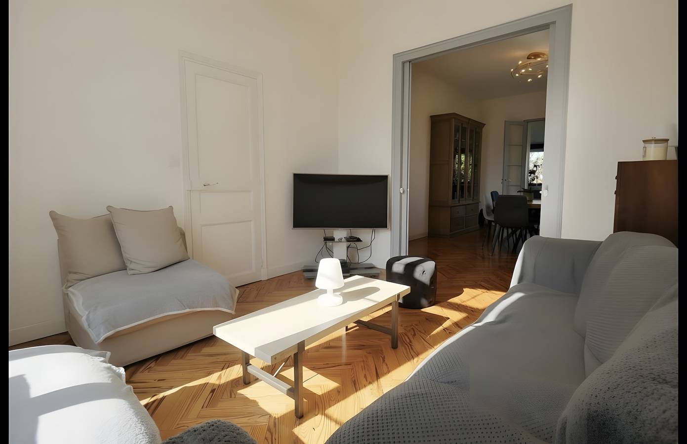 Villa 'Bellamy' met privézwembad, terras en Wi-Fi in Royan, Côte de Beauté