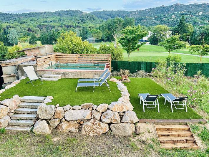Location de vacances pour 5 personnes, avec terrasse ainsi que piscine et jardin à Santa Cristina d'Aro - 4