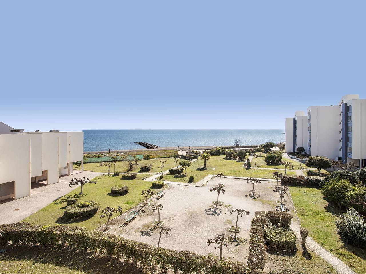 Entire apartment, Port Saint Ange 1 in Le Barcarès, Côte d'Améthyste