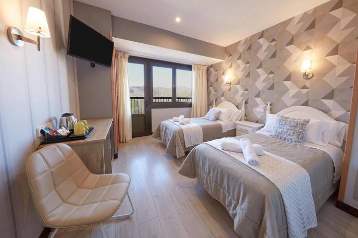 Hôtel pour 2 personnes, avec terrasse à Aínsa - 2