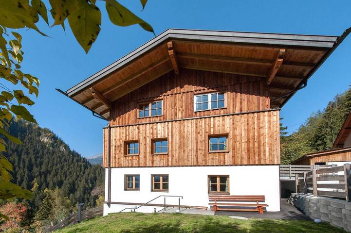 Ferienwohnung für 6 Personen, mit Garten und Balkon sowie Sauna, kinderfreundlich in Tobadill