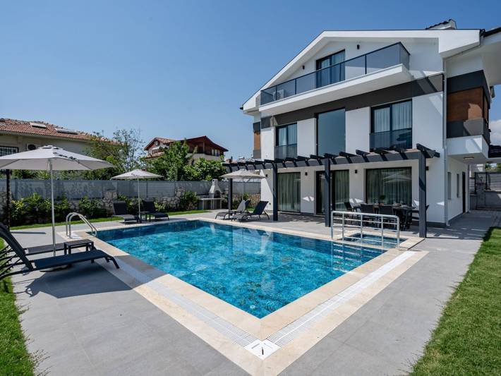 Tolle Villa in Ölüdeniz mit Kinderpool in Fethiye, Egeo Turco