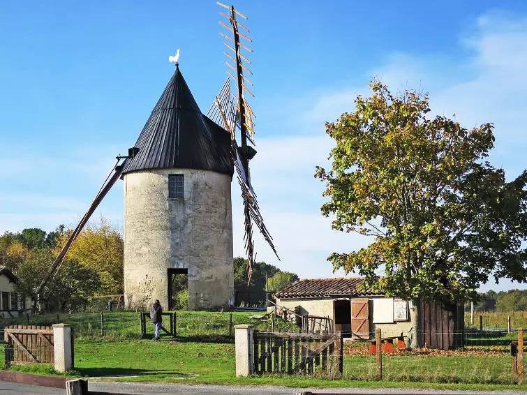 Maison 8 Personnes in Vensac, Région de Lesparre-Médoc