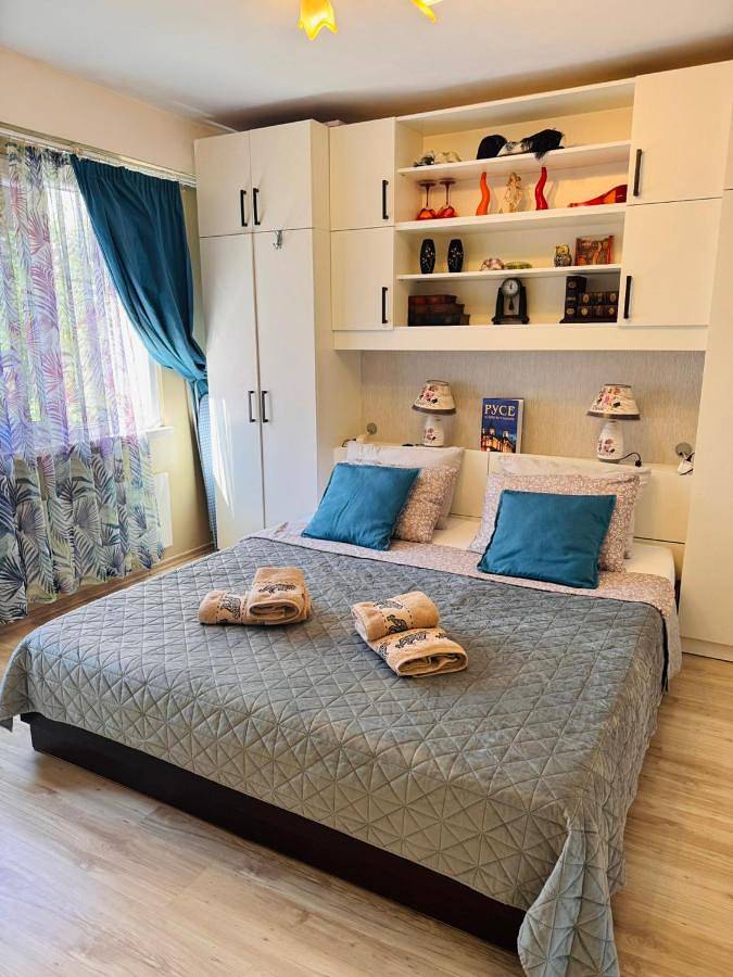 Appartement de vacances pour 4 personnes, avec Balcon ainsi que Terrasse et Vue à Roussé