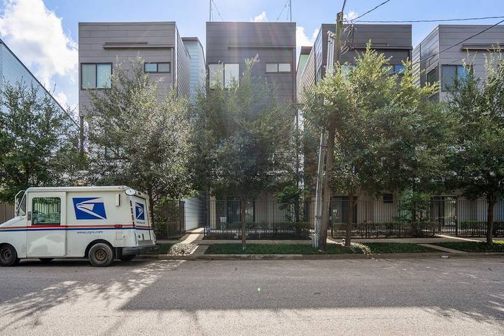 Vacation house for 10 people, with balcony in Houston