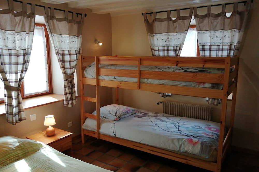 Entire apartment, Former farmhouse at the heart of nature in Breitenbach-Haut-Rhin, Parc naturel régional des Ballons des Vosges