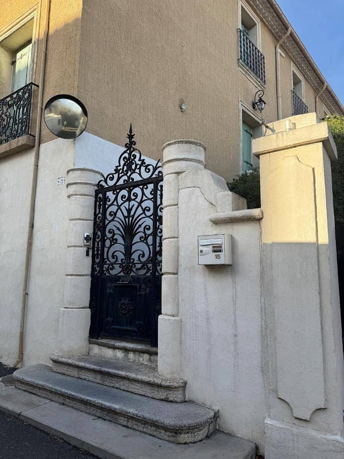 Location de vacances pour 16 personnes, avec vue et terrasse, animaux acceptés à Roujan - 3