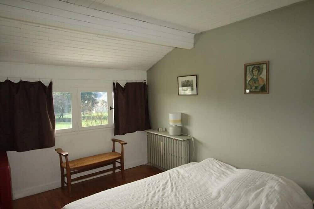 Die großen, komfortablen Haus auf einem schönen Grundstück, einen außergewöhnlichen Blick in Puybrun, Lot